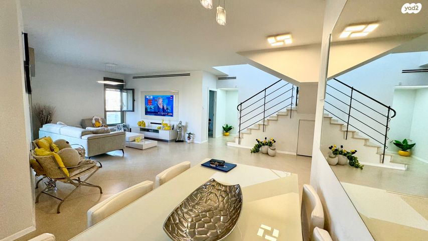 דופלקס, שמחה ארליך, גלי הים, נתניה