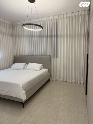 דירה, הרימון, הפרחים, קרית גת