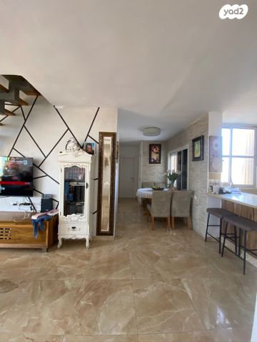 דופלקס, א.ס. לוי, נאות יצחק רבין, רמלה