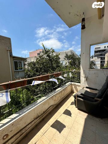 יונתן הופסי 