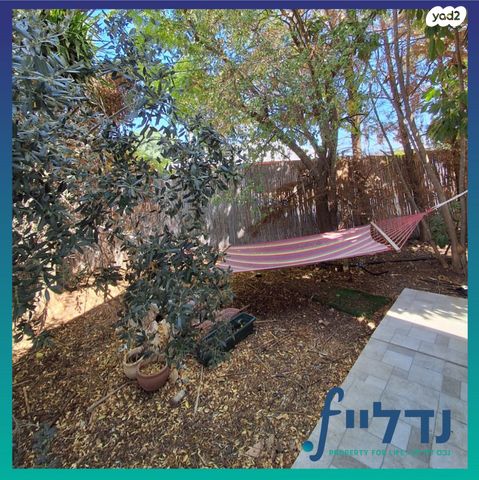 בית פרטי/ קוטג', שדרת האורן, אביעזר