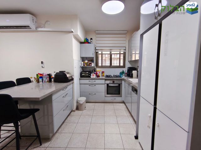 דירה, רמז, מערב ותיק, ראשון לציון