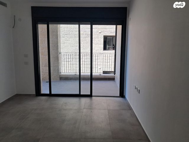 דירה, מקור חיים, מקור חיים, ירושלים