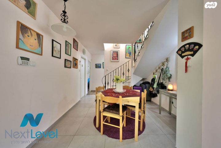 דופלקס, הערמונים 11, רמות יצחק, נשר