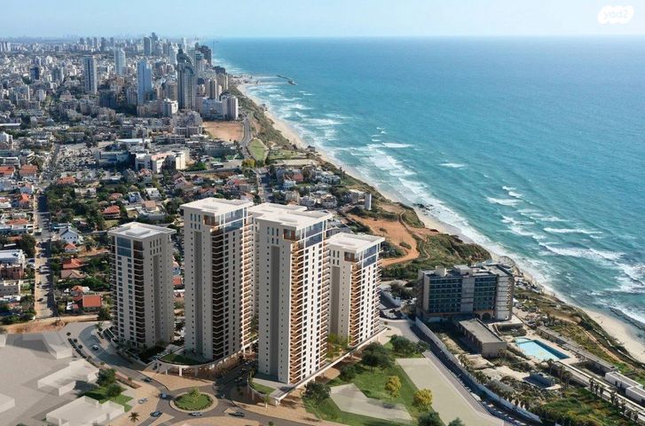 גג/ פנטהאוז, עין התכלת, נתניה