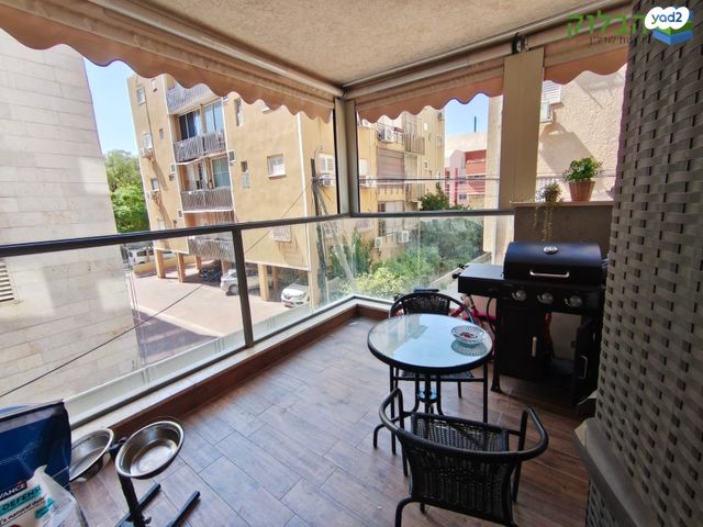 דירה, רמז, מערב ותיק, ראשון לציון