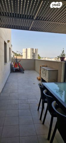 דירת גן, מגדל העמק