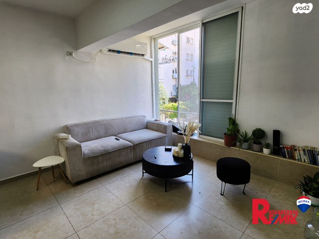 דירה, הנוטרים 16, אגרובנק, חולון