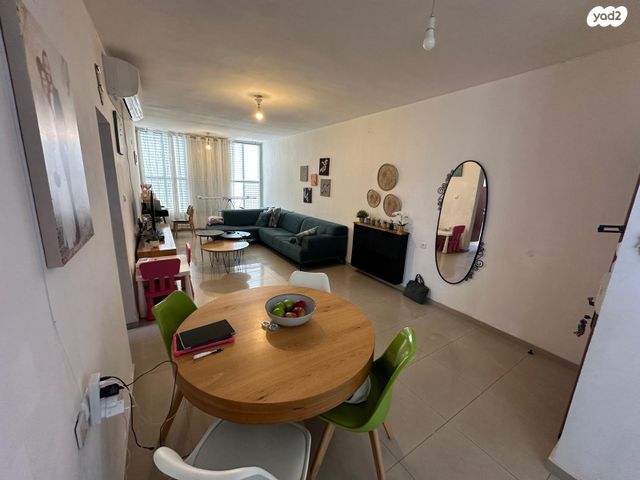 דירה, רמז, מערב ותיק, ראשון לציון