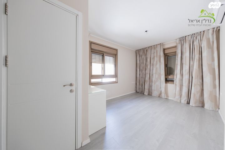 בית פרטי/ קוטג', נווה שאנן 15, אריאל