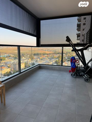 דירה, הרימון, הפרחים, קרית גת