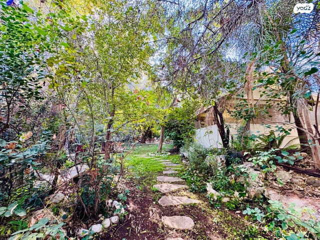 בית פרטי/ קוטג', ראש פינה