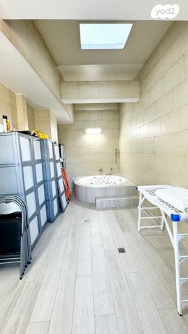 דופלקס, שמחה ארליך, גלי הים, נתניה