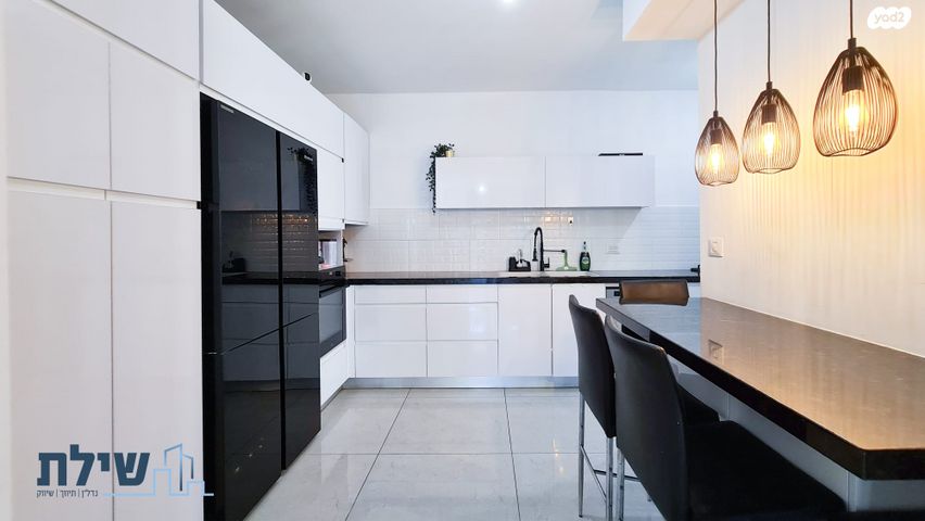 דירת גן, תאנה, החורש, חריש