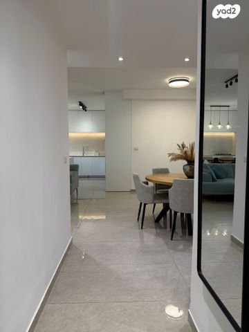 דירה, הרימון, הפרחים, קרית גת