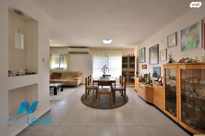 דופלקס, הערמונים 11, רמות יצחק, נשר