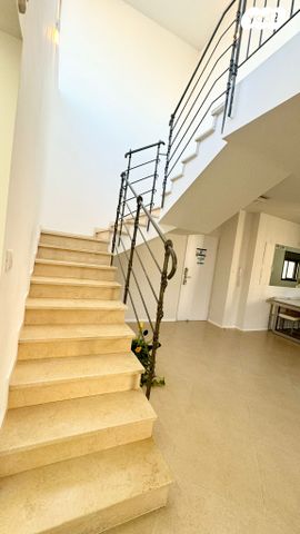 דופלקס, שמחה ארליך, גלי הים, נתניה