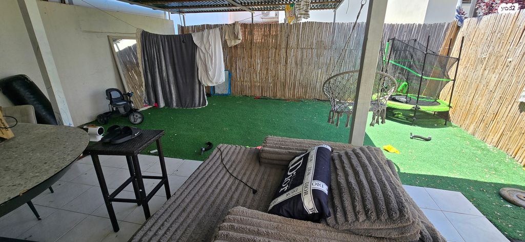 טריפלקס, צבי הרר, גבעת רם, קרית אתא