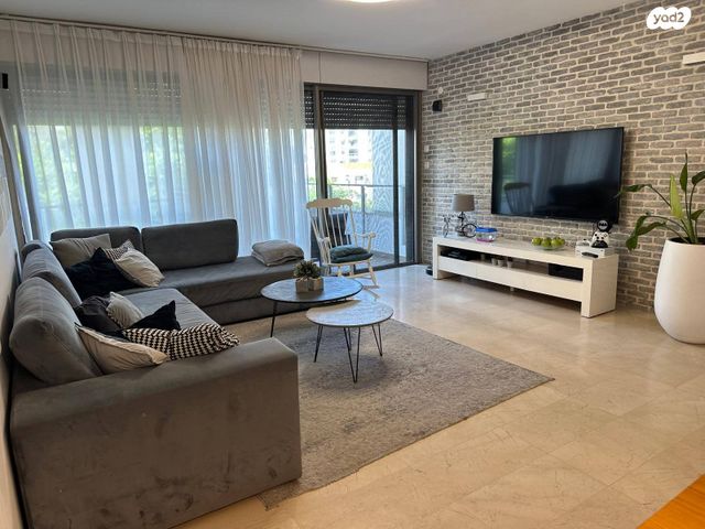 דירה, לוין קיפניס 5, המשתלה, תל אביב יפו