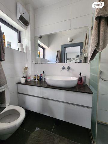 בית פרטי/ קוטג', גבעת הסלעים, ראש העין