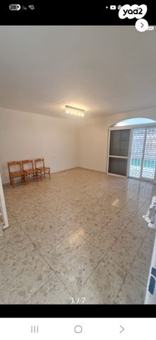 טריפלקס, צבי הרר, גבעת רם, קרית אתא