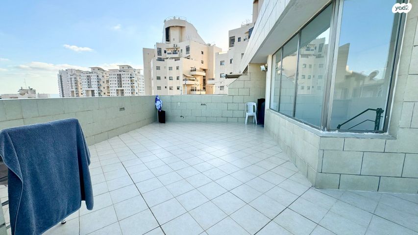 דופלקס, שמחה ארליך, גלי הים, נתניה