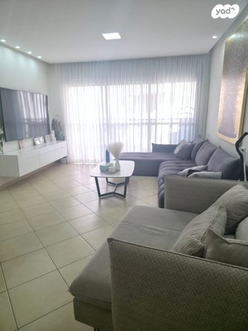 דירה, יגאל ידין, קרית אילון, חולון