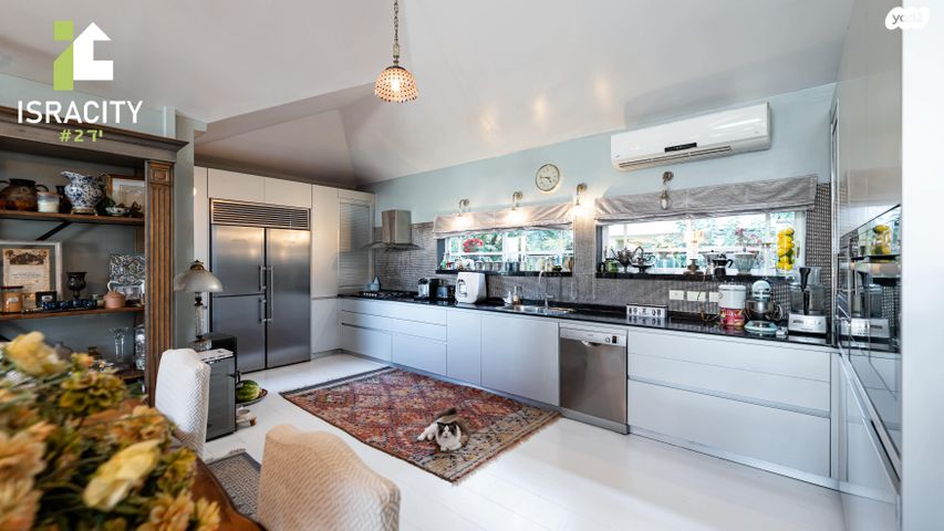 גג/ פנטהאוז, גבעת קוזלובסקי, גבעתיים