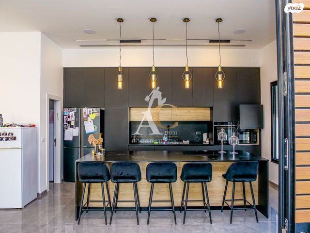 בית פרטי/ קוטג', אומן