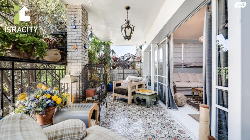 גג/ פנטהאוז, גבעת קוזלובסקי, גבעתיים