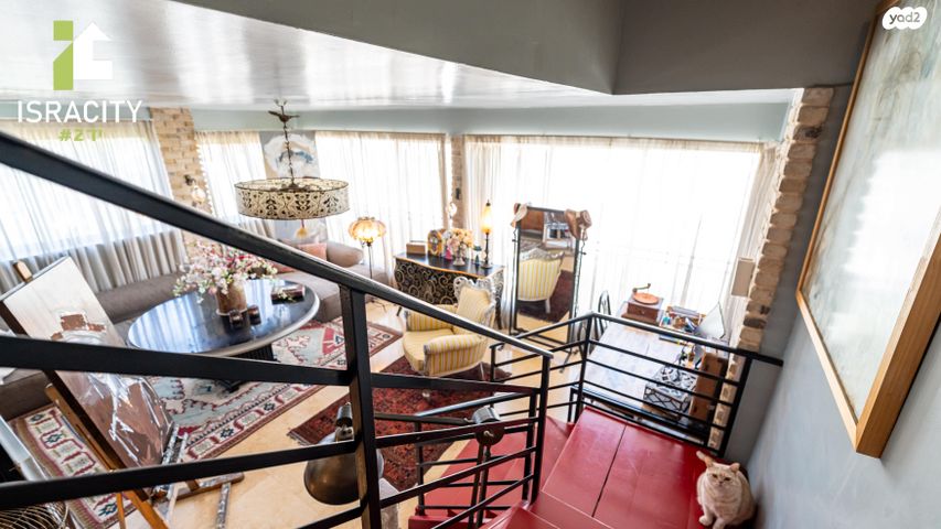 גג/ פנטהאוז, גבעת קוזלובסקי, גבעתיים