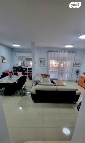 דופלקס, הר מיכוור 28, מעלה אדומים