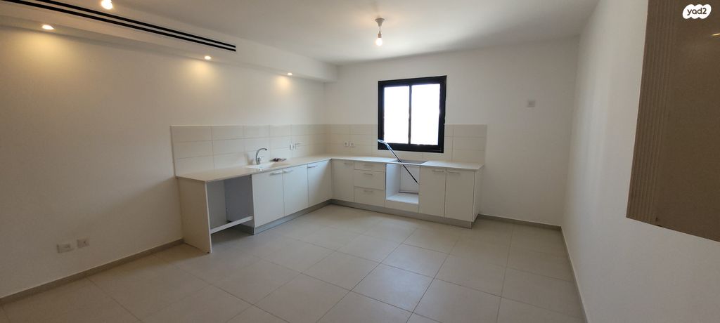 דירה, שמואל הנביא, פסגות אפק, ראש העין