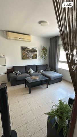 דירה, גאולה 11, עמידר, פרדס חנה כרכור