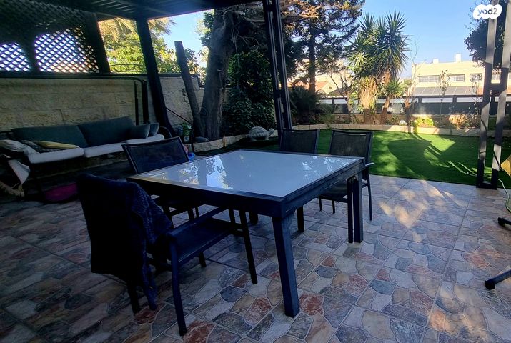 הר מיכוור 28