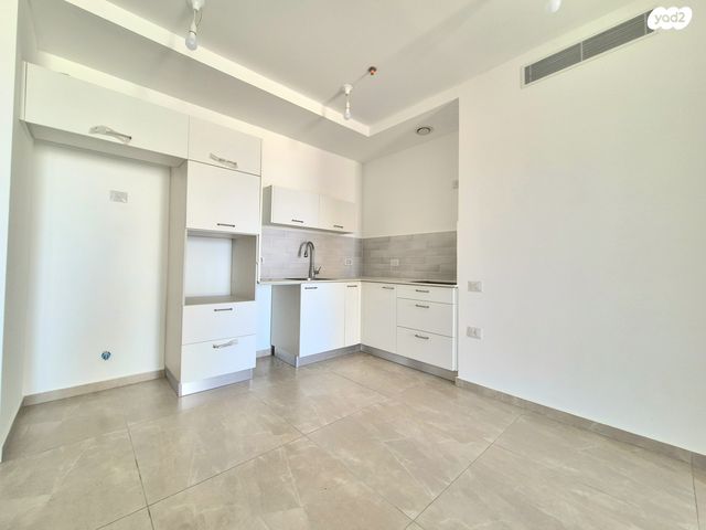 דירה, תוצרת הארץ 5, נחלת יצחק, תל אביב יפו