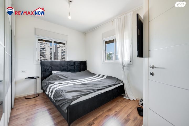 דירה, השירה העברית 4, נאות שקמה, ראשון לציון