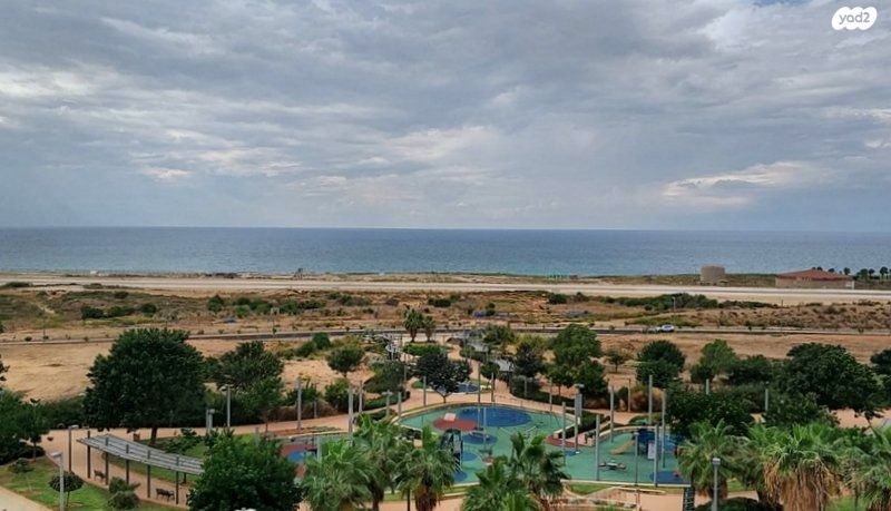 הגוש הגדול, רמת אביב החדשה, נופי ים