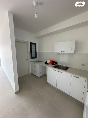 דירה, הגפן, כרמי הנדיב, אחוזת רוטנר, קרית מלאכי