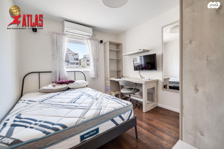 גג/ פנטהאוז, ה' באייר, נווה אפק, ראש העין