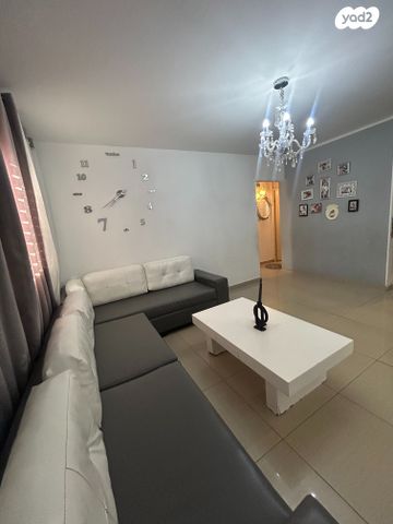 דירה, שדרות גת 100, הקוממיות, קרית גת