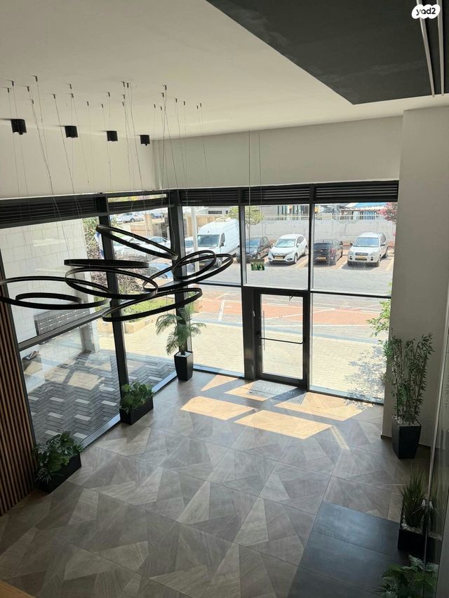 דירה, פרופ' יהודית בירק 6, רחובות המדע, רחובות