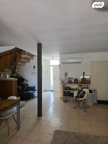 בית פרטי/ קוטג', הגפן, נווה מגן, רמת השרון