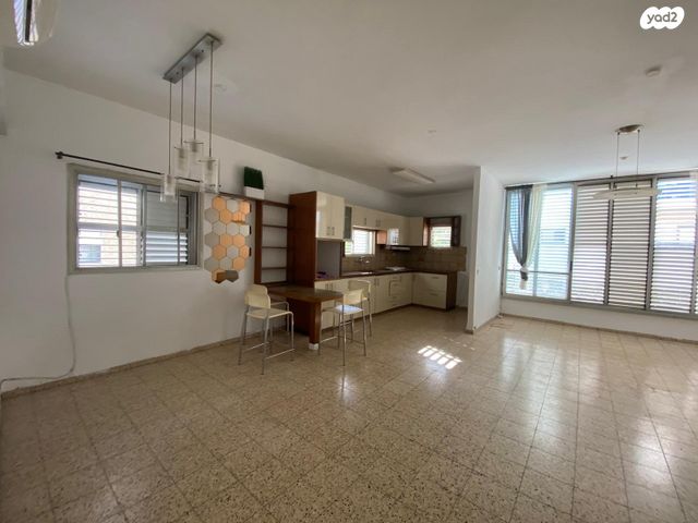 דירה, הגדוד העברי 47, קרית חיים מזרחית, חיפה