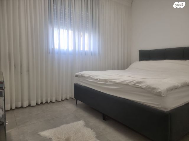 דירה, פרופ' יהודית בירק 6, רחובות המדע, רחובות