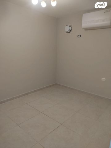 דירה, נשר, ערד