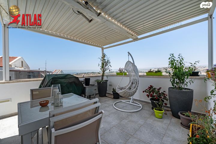 גג/ פנטהאוז, ה' באייר, נווה אפק, ראש העין