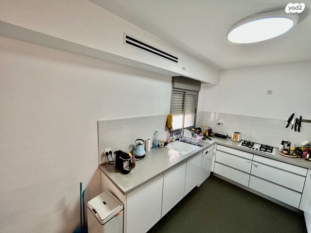 דירה, אהוד מנור, קרית אילון, חולון