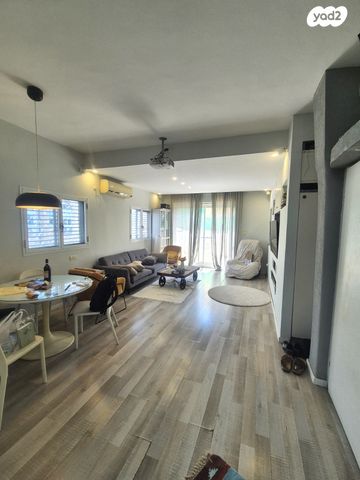 גג/ פנטהאוז, אלעזר בן עזריה, צפון יפו, המושבה האמריקאית-גרמנית, תל אביב יפו