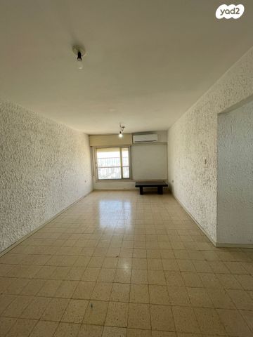 דירה, דרך הגבורה 122, שיכון ב, טבריה